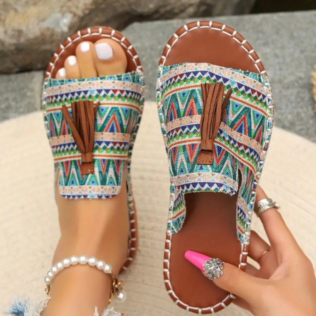 Momount Women Flat Sandals Comfort Slip On Casual Summer Cushioned Support Lightweight Open Toe Boho Tassel Design