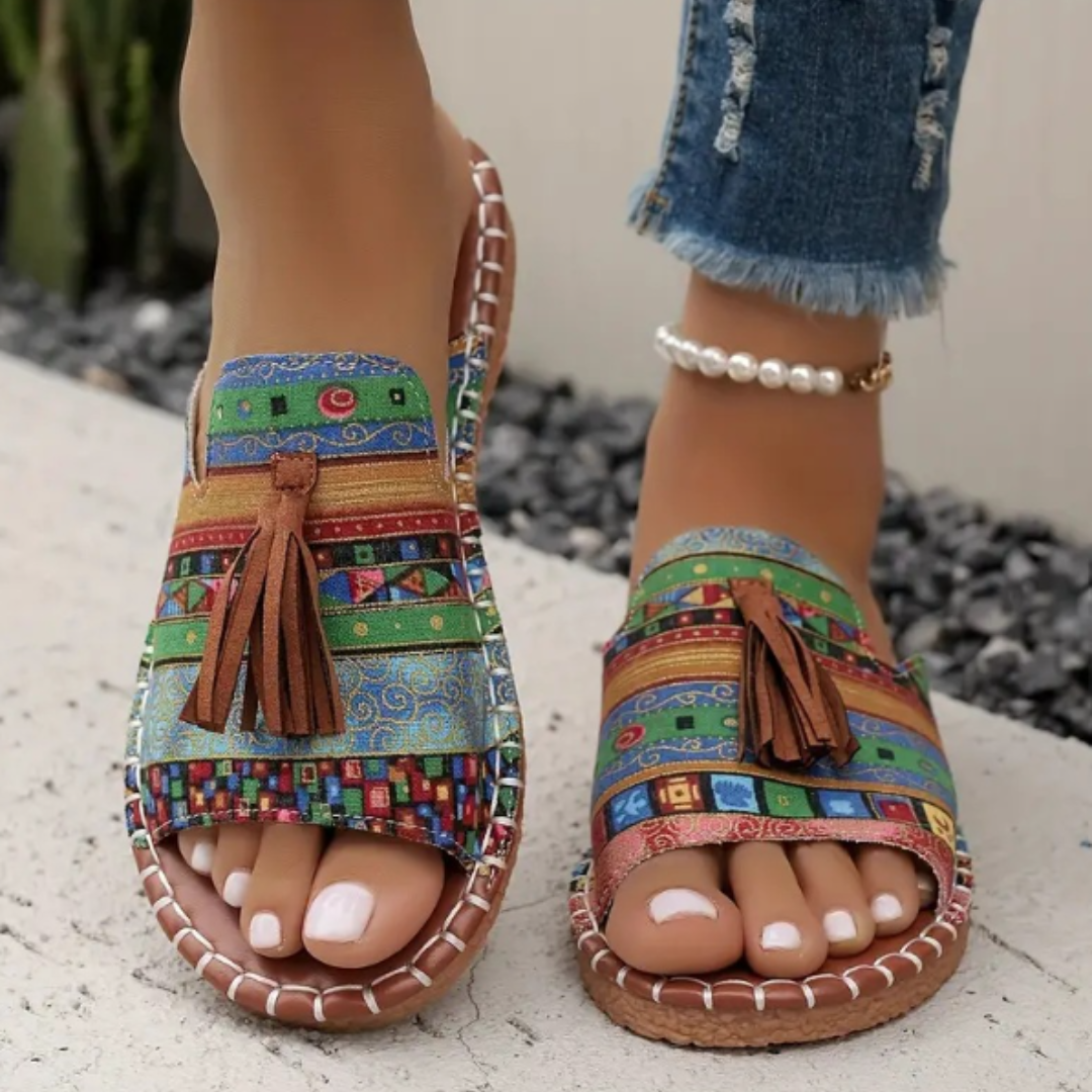 Momount Women Flat Sandals Comfort Slip On Casual Summer Cushioned Support Lightweight Open Toe Boho Tassel Design