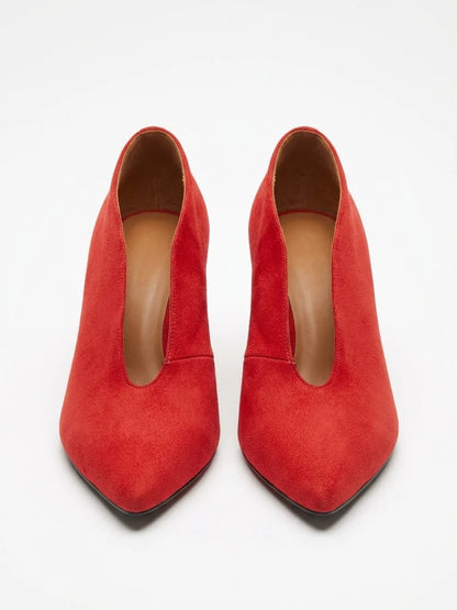 Arabelle | Suede V Cut Block Heel Pumps - Red - front