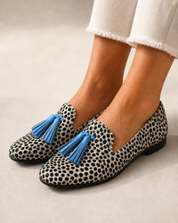 Animal print and blue
