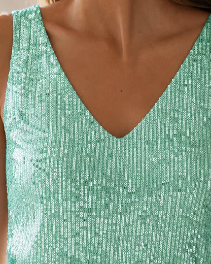 Detailed front view of the wide straps and V neckline on the green sequin top — momount-martha-sequin-top-green-08-neckline-reassurance.webp