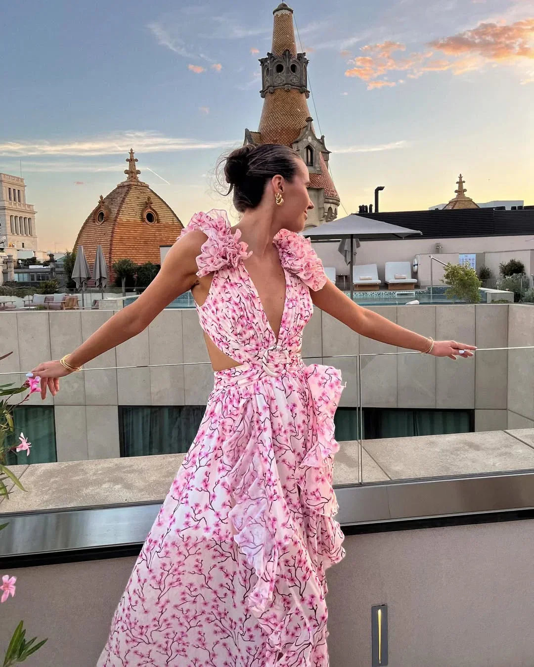 Citania | Floral Sleeveless V Neck Romantic Summer Maxi Dress